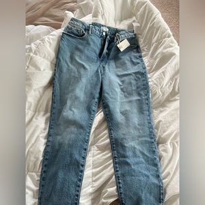 Never worn (tags on) Good American jeans